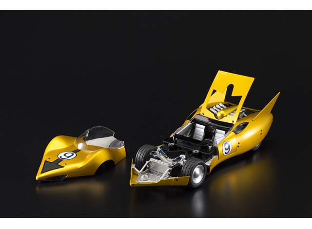 Schwyn Haas Hamilton Speed Racer #9 Shooting Star Yellow 1:18 - Image 2