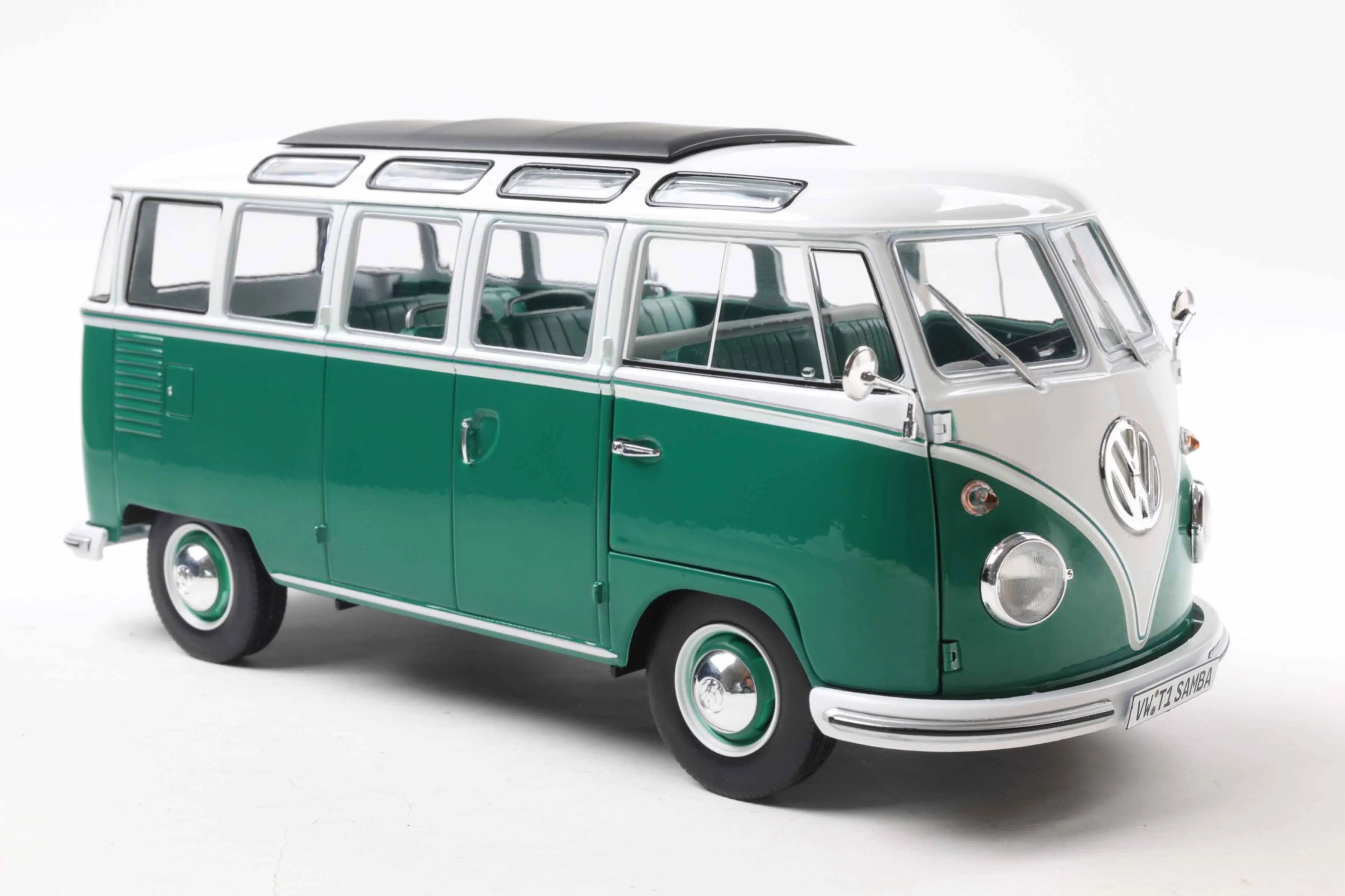 Solido 1962 Volkswagen T1 Samba Minibus Green 1:18 - Image 2