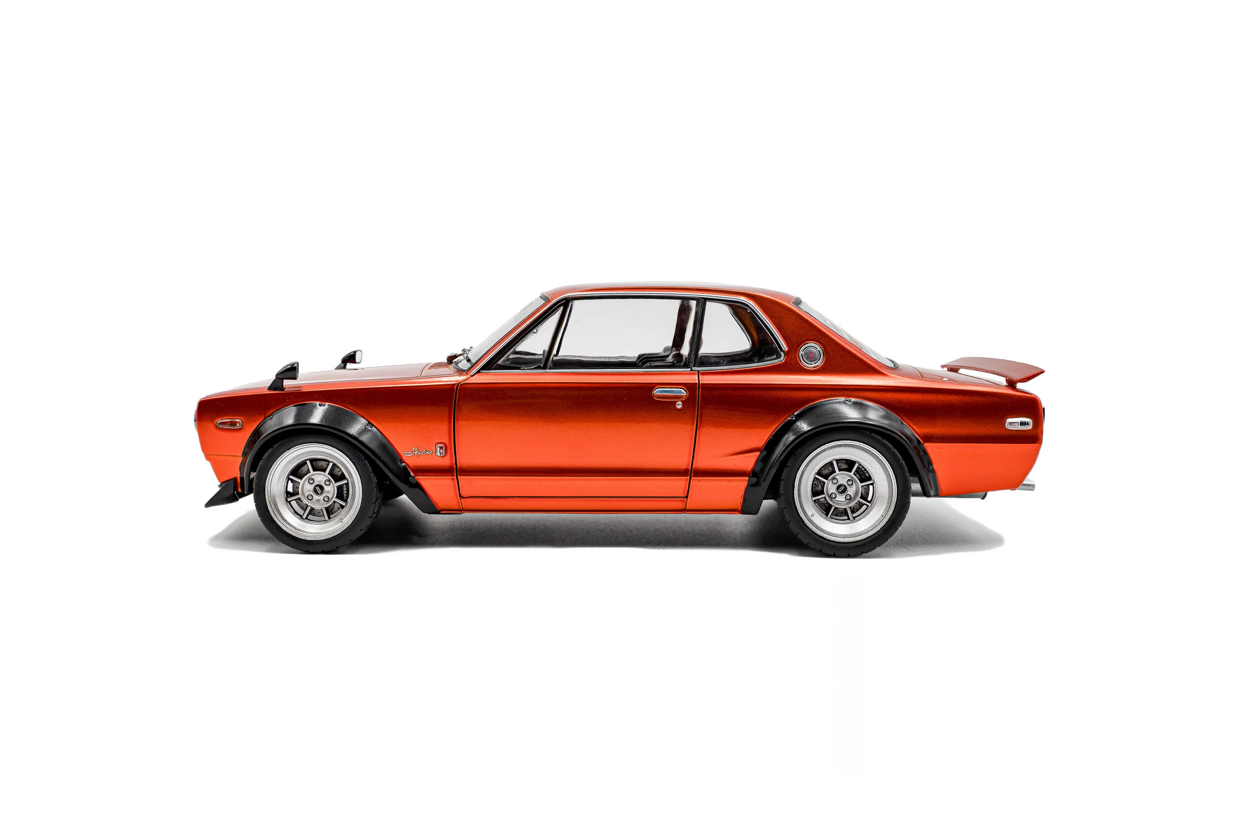 Solido 1970 Nissan Skyline (C10) Hakosuka Orange 1:18 - Image 2