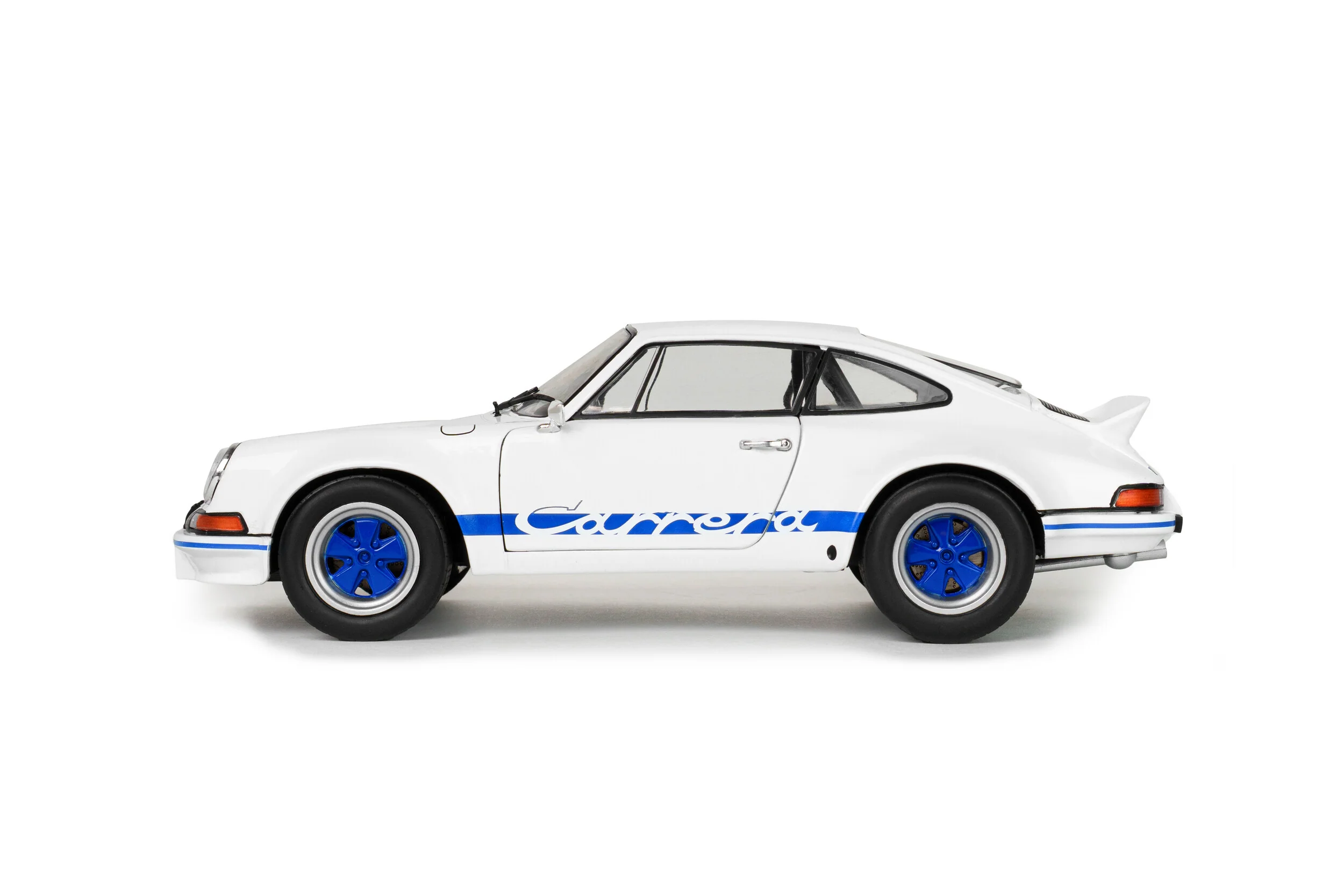 Solido 1973 Porsche 911 RS 2.7 White w/ Blue Wheels and Deco 1:18 - Image 2