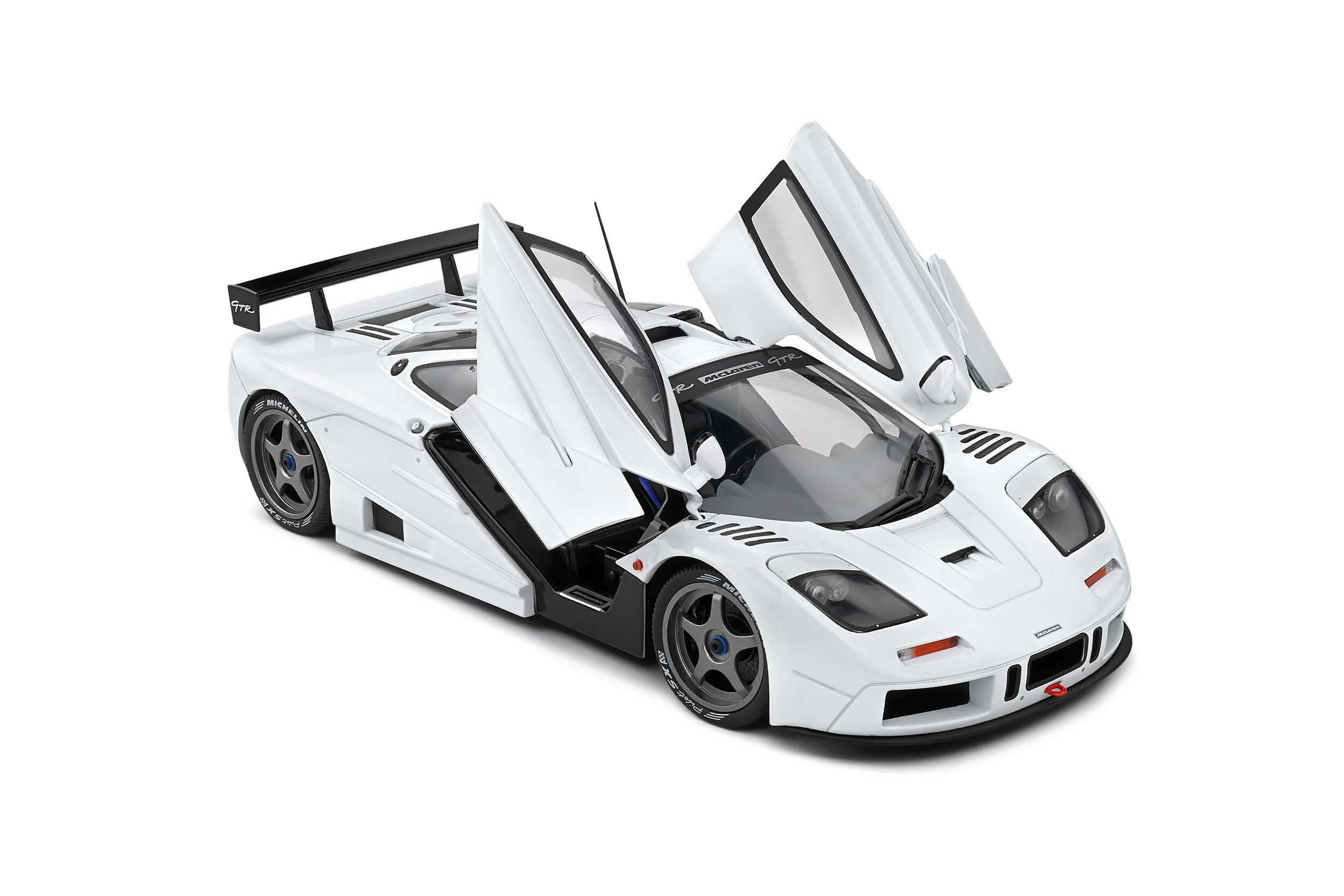 Solido 1996 Mclaren F1 GTR Short Tail White 1:18 - Image 8