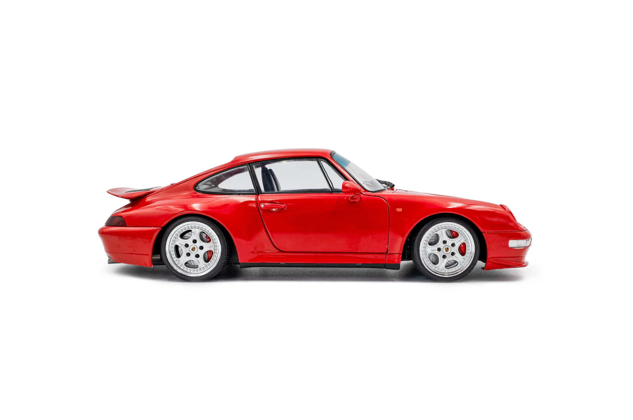Solido 1997 Porsche 911 (993) Carrera RS Coupe Guards Red 1:18 - Image 5