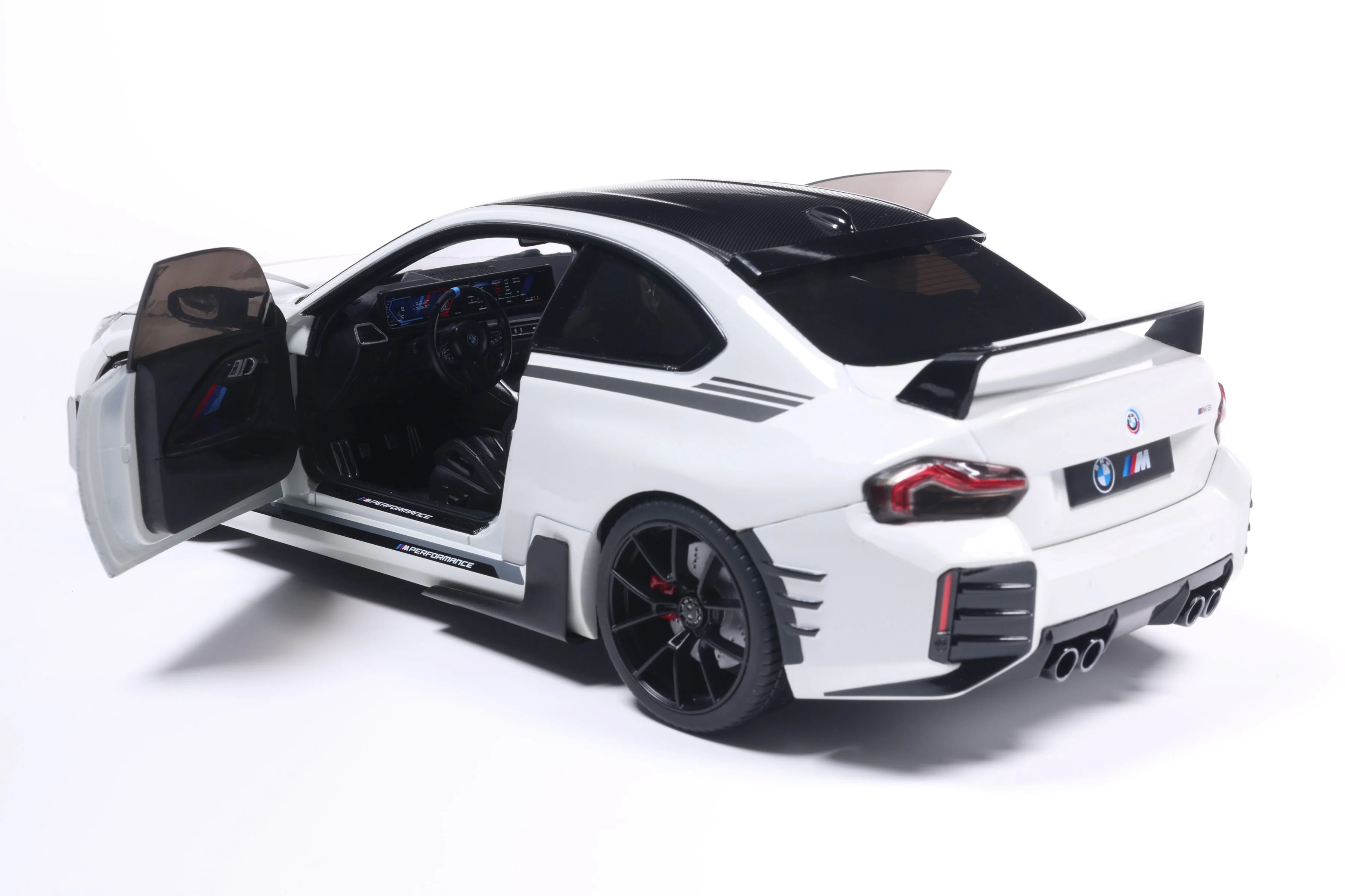 Solido 2025 BMW M2 M-Performance G87 Alpinweiss (Alpine White) 1:18 - Image 10