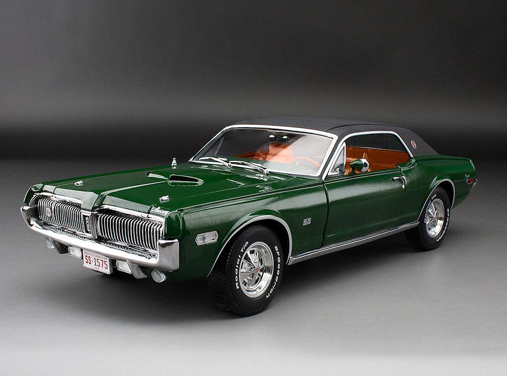 Sun-Star 1968 Mercury Cougar XR7G Coupe August Green 1:18