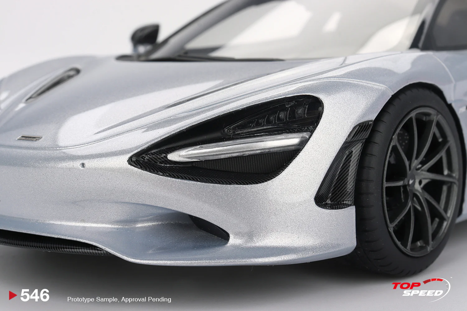 Topspeed 2023 Mclaren 750S Ice Silver 1:18 - Image 4