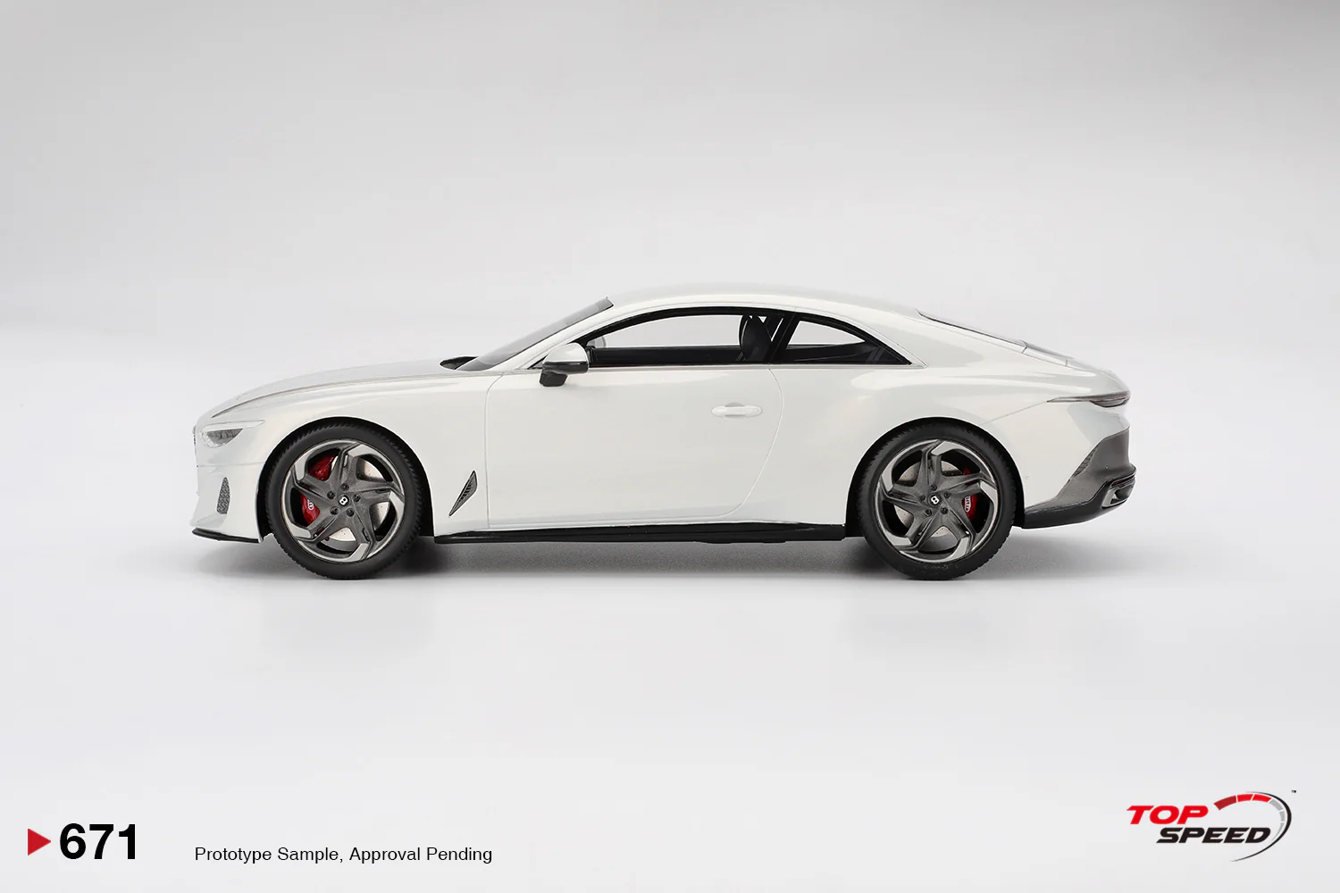 Topspeed Bentley Batur Bonneville Pearl White 1:18 - Image 3