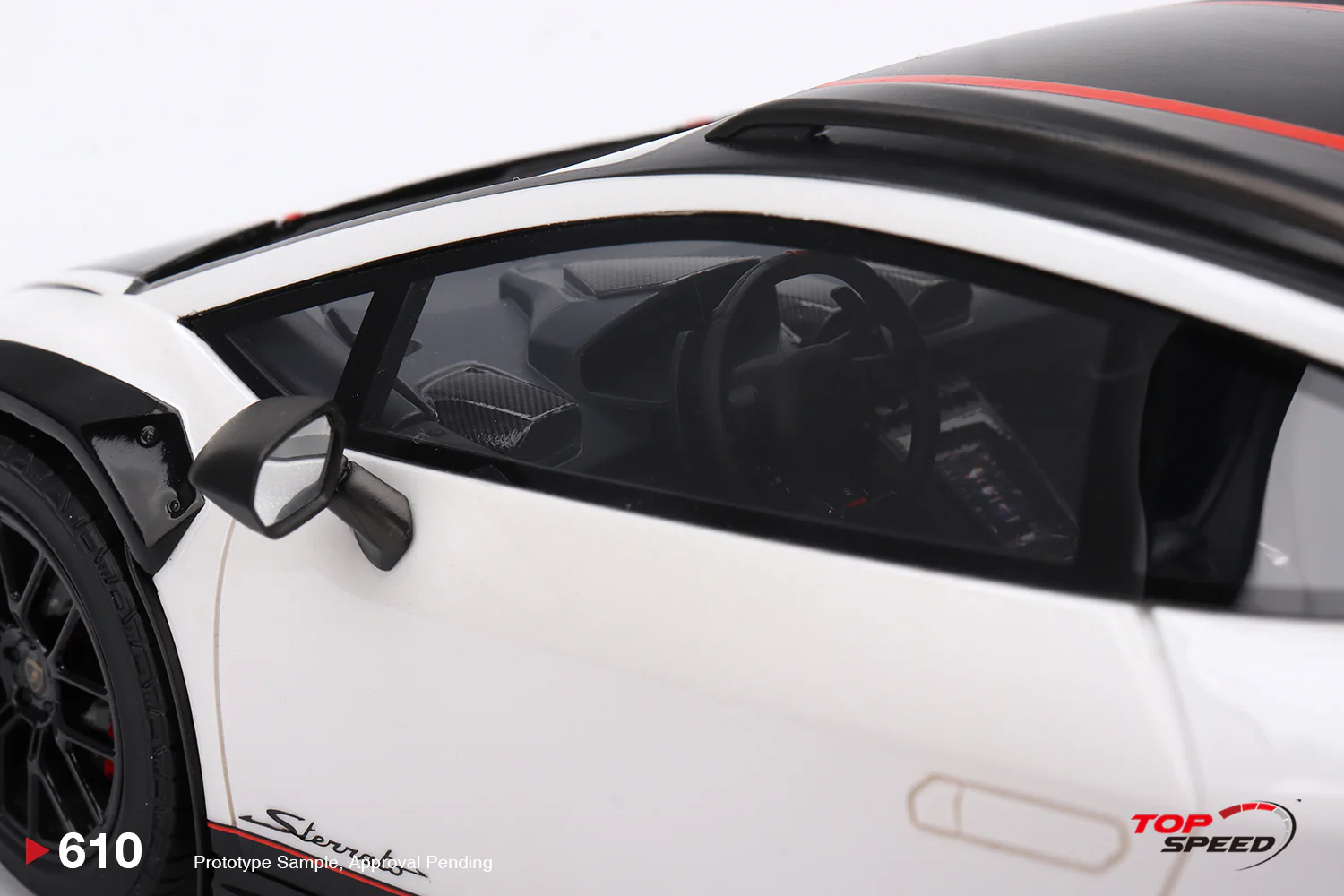 Topspeed Lamborghini Huracan Sterrato Blanco Asopo White 1:18 - Image 5