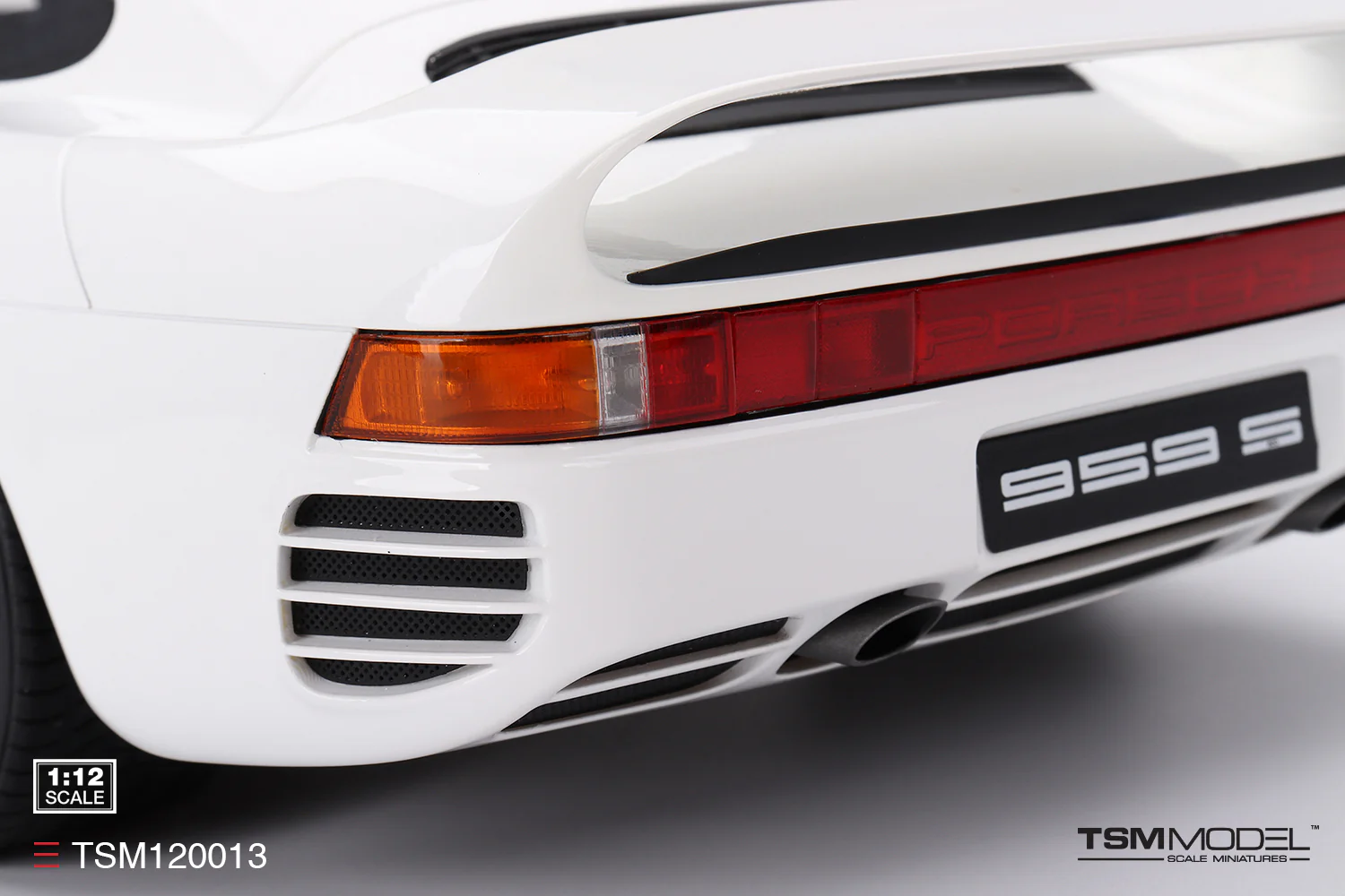 Truescale Miniatures (TSM) Porsche 959 Sport Grand Prix White 1:12 - Image 6