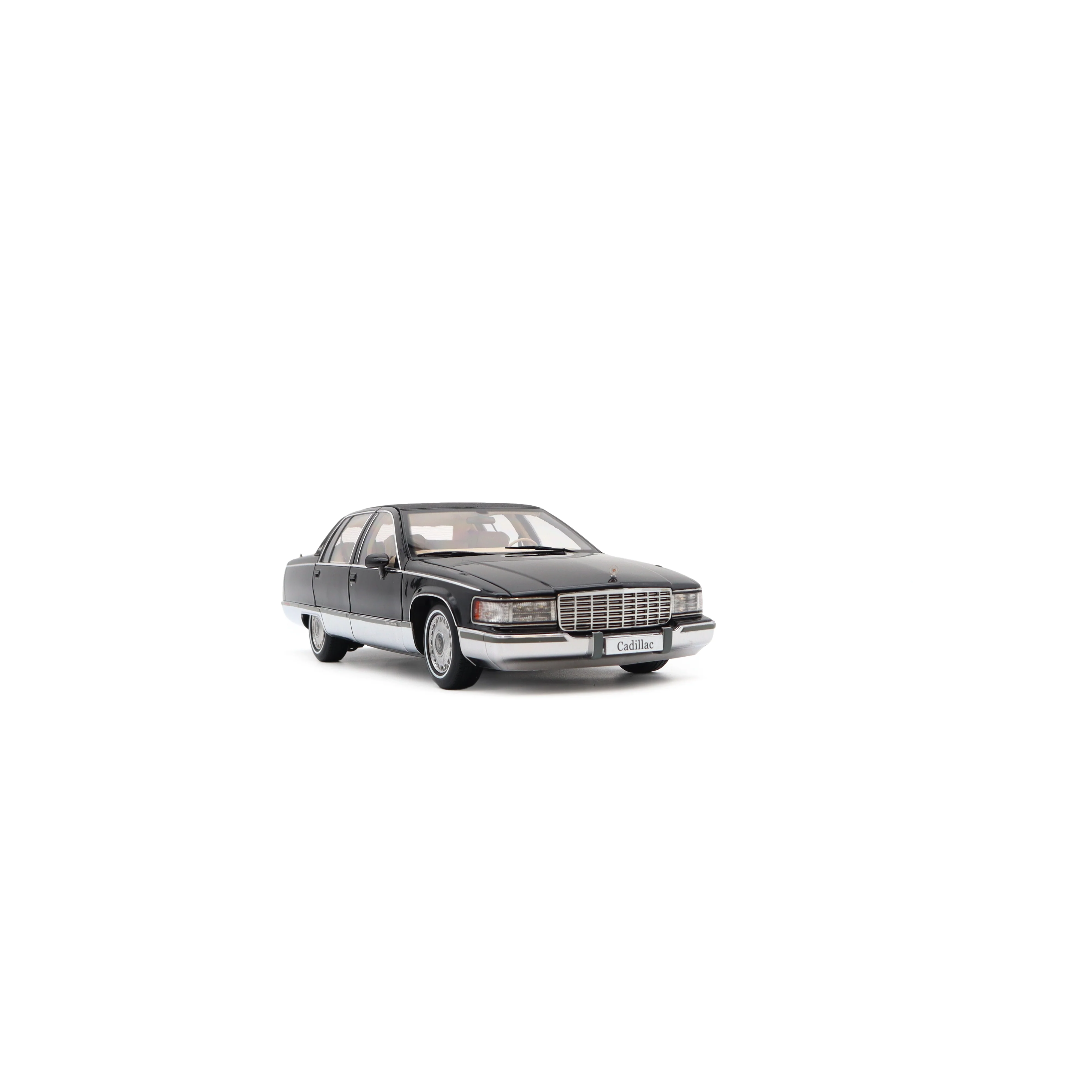 Xiaoguang Model 1994 Cadillac Fleetwood Brougham Black 1:18 - Image 10